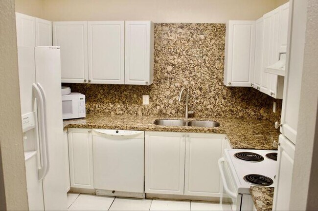 Foto del edificio - 10851 NW 45th St