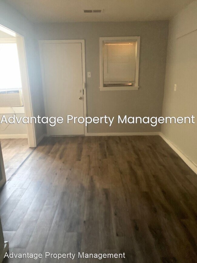 Foto del edificio - 3 br, 2 bath House - 1290 N. McNeil St.