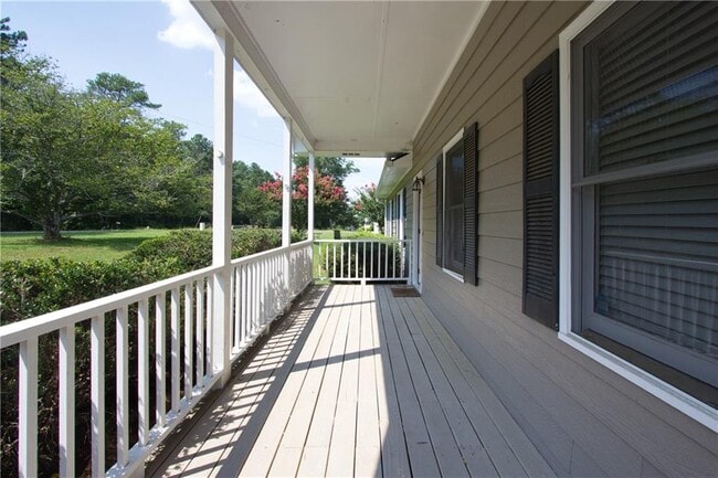 Building Photo - 374 McGiboney Rd