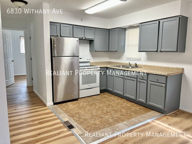 Foto del edificio - 6830 Withany Ave