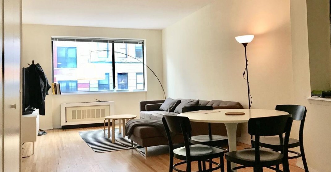 Primary Photo - 365 W 53rd St
