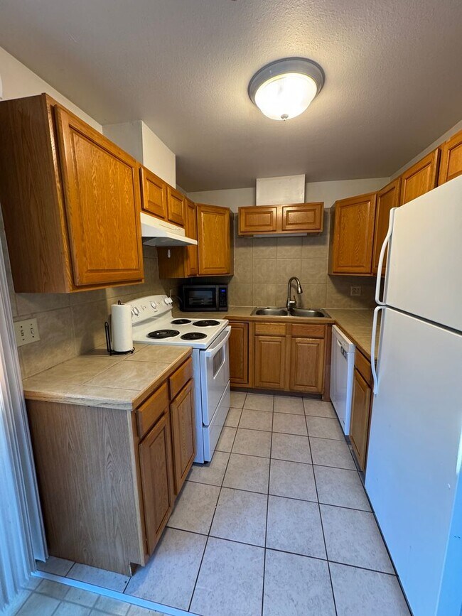 Foto del edificio - Cozy 3 Bedroom Duplex