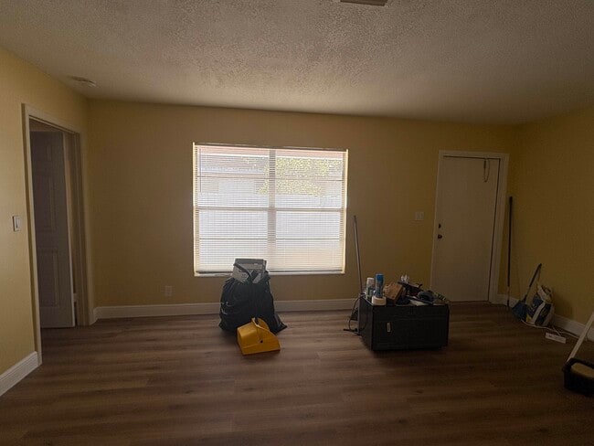 Foto del edificio - 1211 NW 29th Terrace