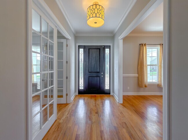 Foto del edificio - 2508 Goldenrod Wy