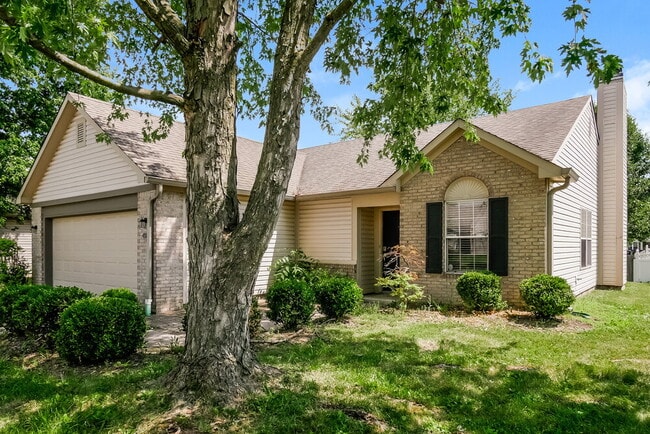 Building Photo - 5901 Blackley Ln