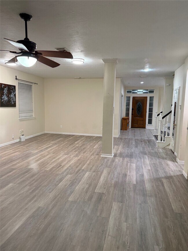 Building Photo - 1809 Oakland Cir