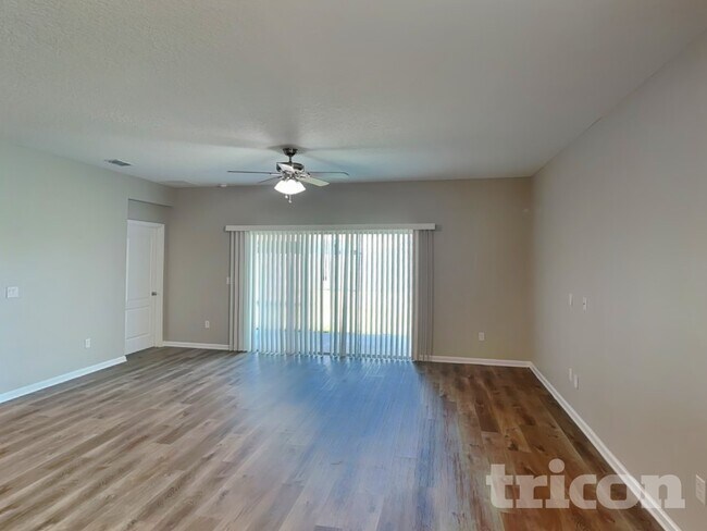 Foto del edificio - 154 Bloomfield Wy