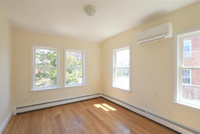 Building Photo - 221 Massachusetts Ave