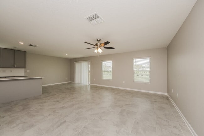 Foto del edificio - 4419 Bluff Oak Loop