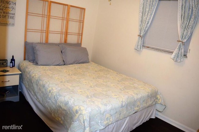 Foto del edificio - 47 Sunny Ln