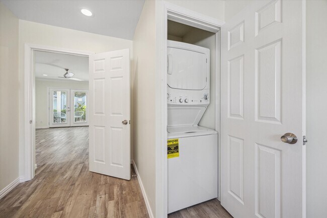 Foto del edificio - 300 Pecore St