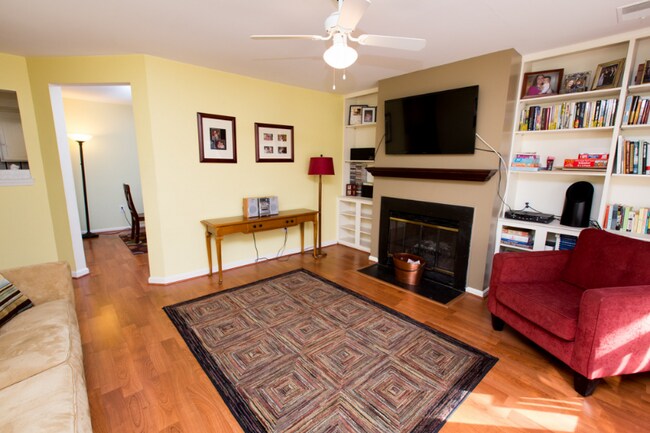 Building Photo - 13116 Shadyside Ln