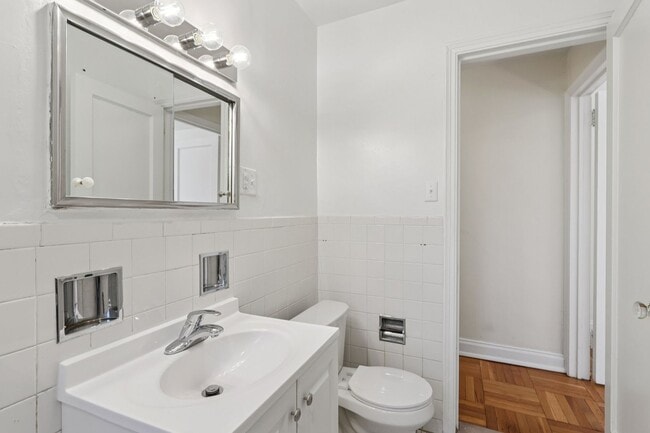Interior Photo - The Royal York Apartments
