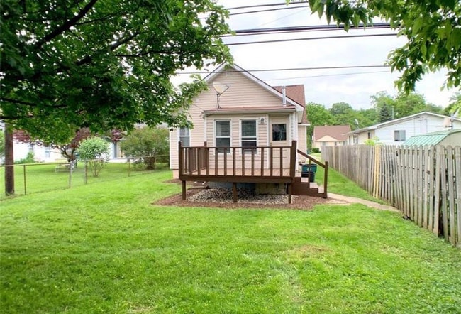 Building Photo - 3235 Prairie Ave