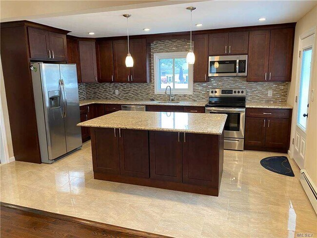Building Photo - 1 Rustwood Pl