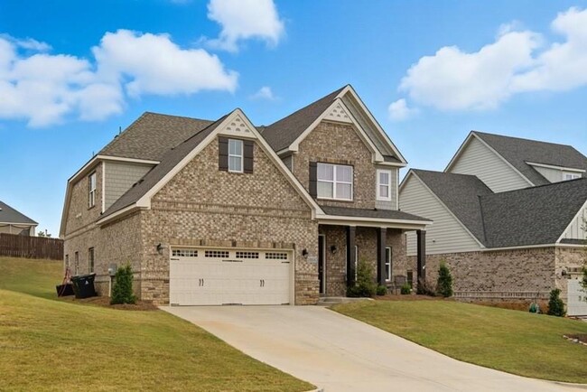 Exceptional Home in Donahue Ridge! - Exceptional Home in Donahue Ridge!