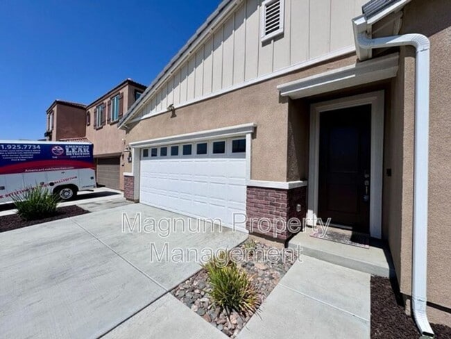 Building Photo - 27082 Nolana Wy