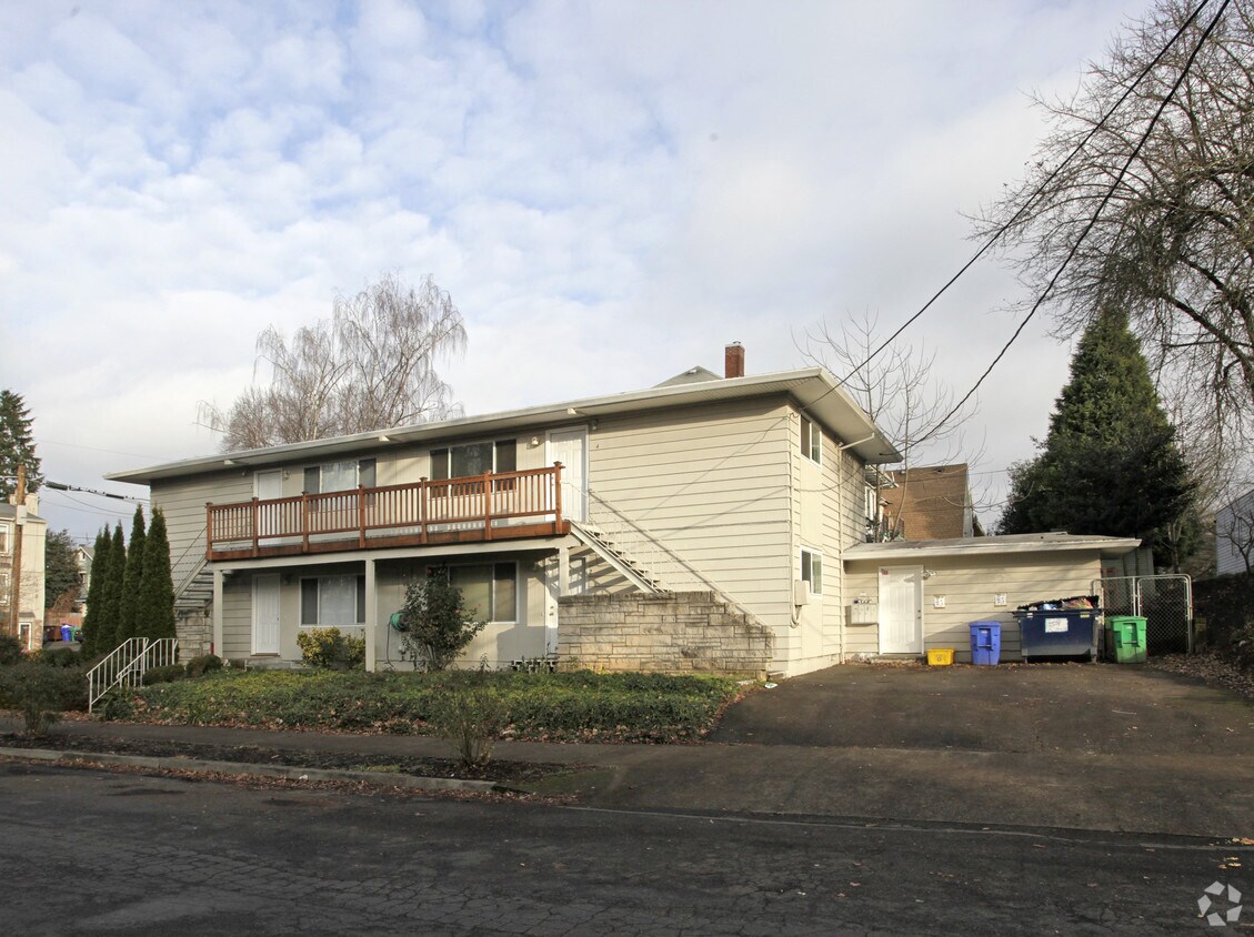 Primary Photo - 1710 SE 17th Ave