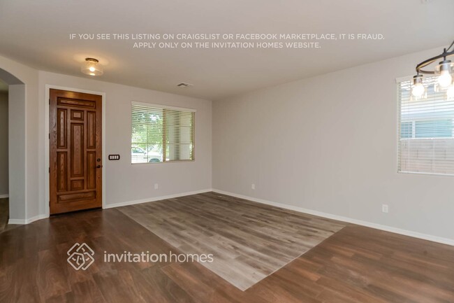 Foto del edificio - 2690 E Narrowleaf Dr