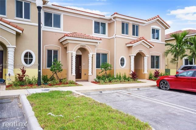 Foto principal - 3 br, 2 bath House - 2445 SE 10Th Street