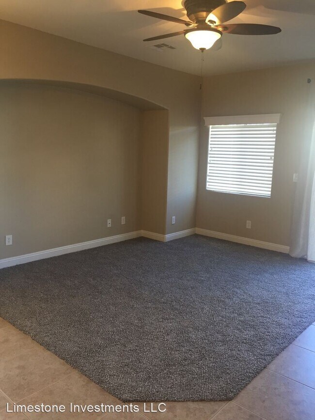 Building Photo - 2 br, 2.5 bath House - 1091 Moonlit Oasis ...