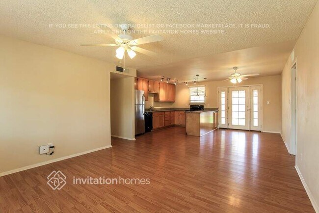 Foto del edificio - 3507 E Blanche Dr