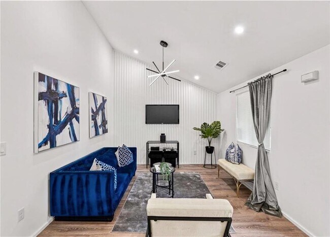 Foto del edificio - 1111 Hillcrest Dr SE