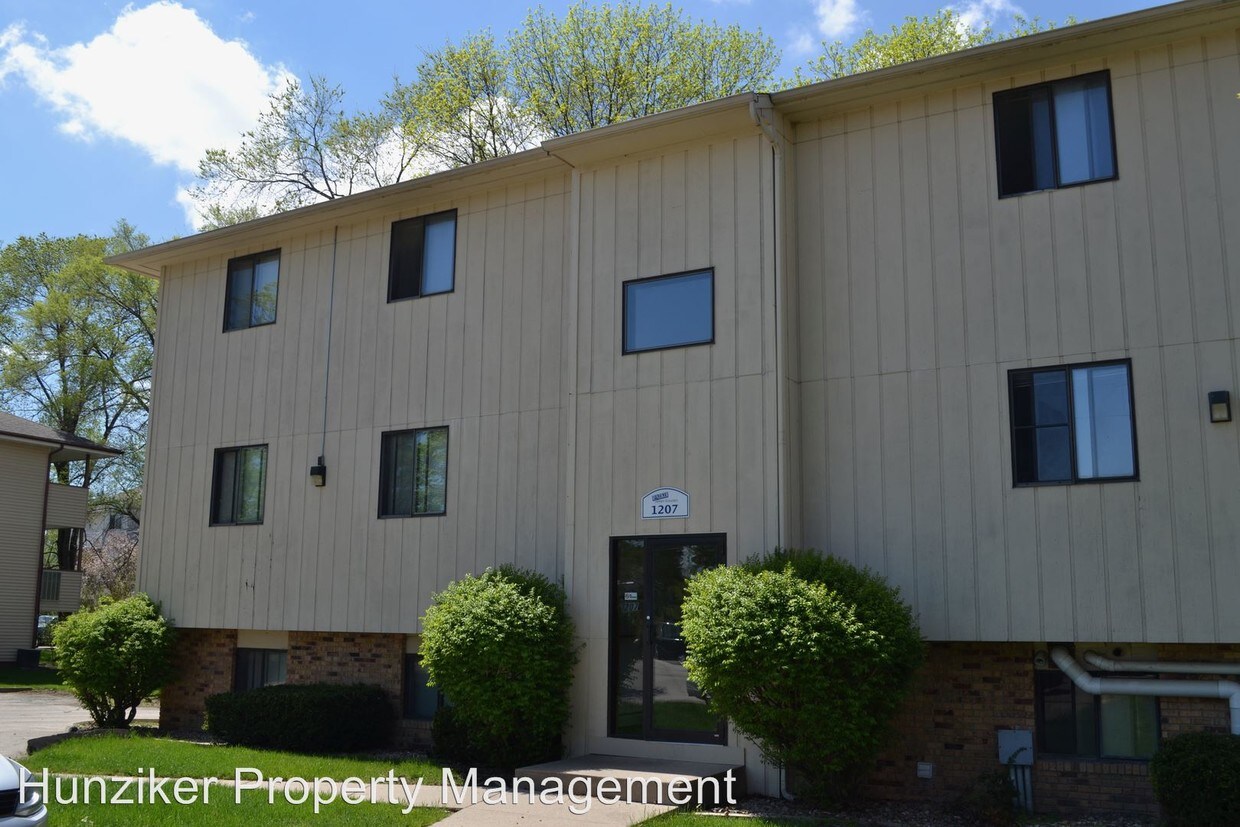 Foto principal - 1207 Delaware Ave