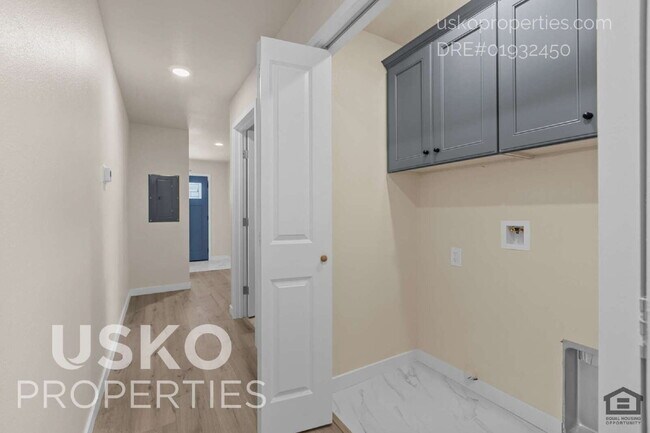 Foto del edificio - 7835 Hutton Crk Ln