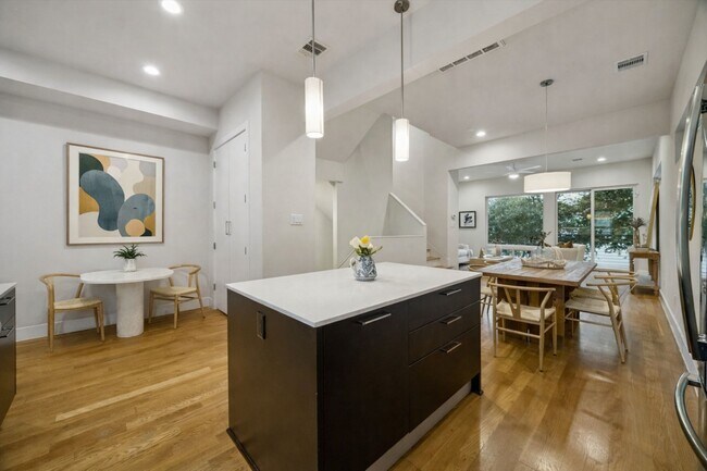 Foto del edificio - 2715 St Emanuel St