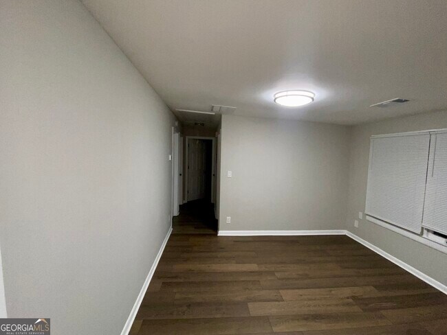 Foto del edificio - 108 Lambert Dr