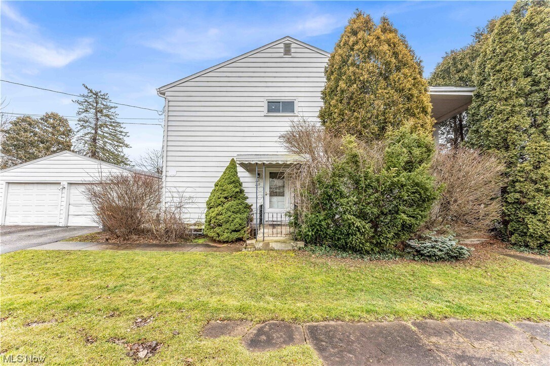 219 Stoddard Ave Unit DN, Akron, OH 44313 Room for Rent in Akron, OH