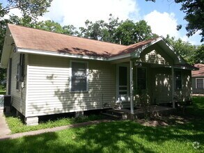 Building Photo - 2110 N Galveston Ave