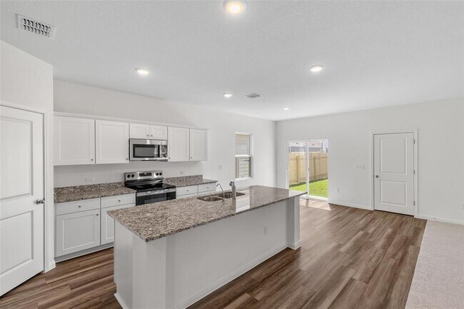 Foto del edificio - 140 Mullen Wy