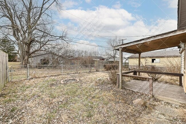 Building Photo - 832 Waldemere Ave