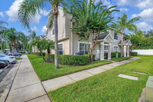 Foto del edificio - 517 Kensington Lake Cir