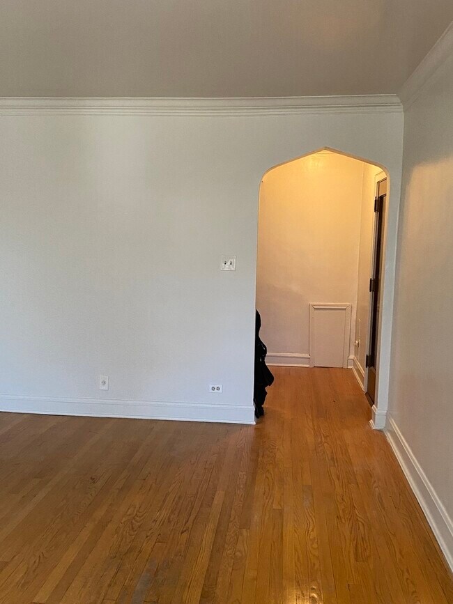 Building Photo - 7759 S Prairie Ave