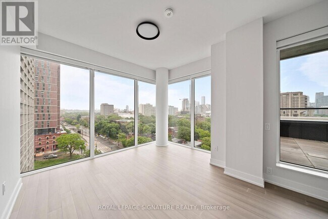 Photo du bâtiment - 664-1664 Spadina Ave.