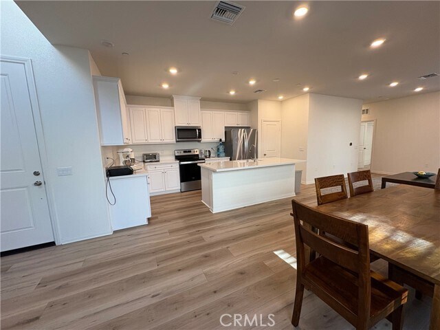 Foto del edificio - 16149 Alamo Ct