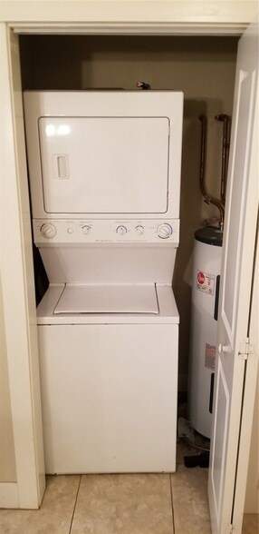 Foto del edificio - 3165 N Barnsbury Terrace