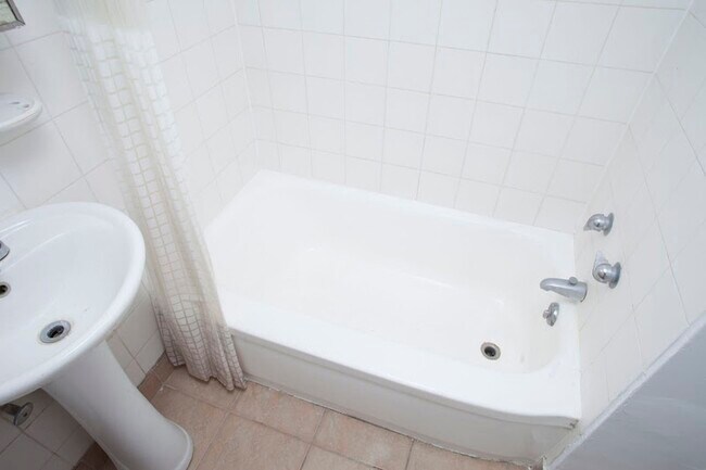 Photo du bâtiment - 3455 Rue Aylmer