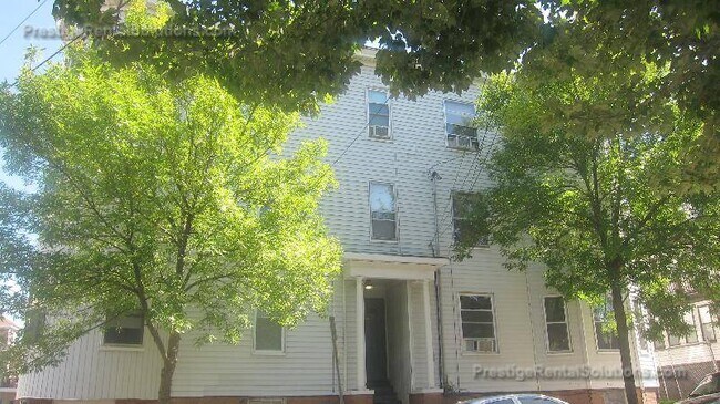 Foto del edificio - 264 Campbell Ave