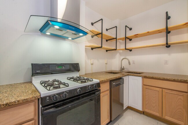 Cocina - 246 Main St