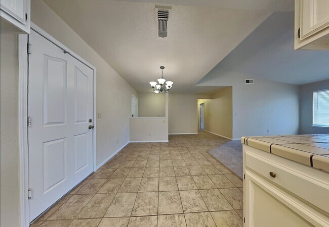 Building Photo - 1586 Valley Meadows Dr