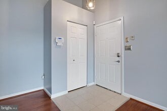 Building Photo - 700 Orchard Overlook