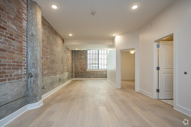 1BR, 1BA - 848SF - The Annex Luxury Apartments