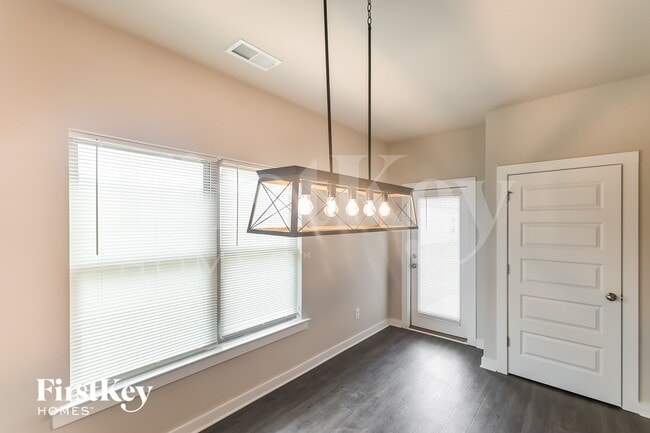 Building Photo - 30 Co Rd 1702