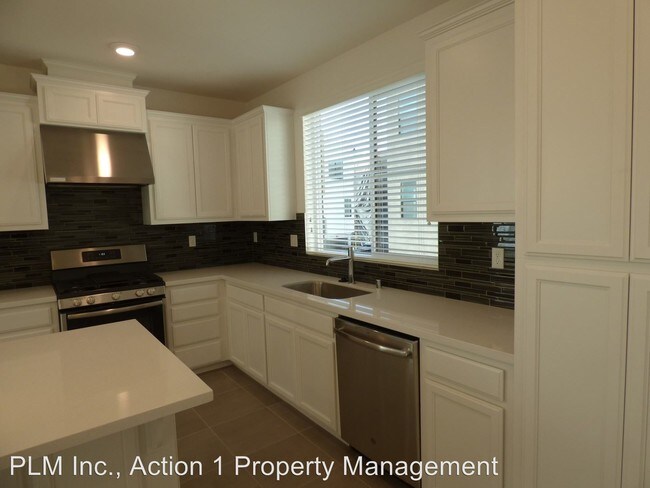 Building Photo - 3 br, 2.5 bath House - 5855 Cadence Avenue