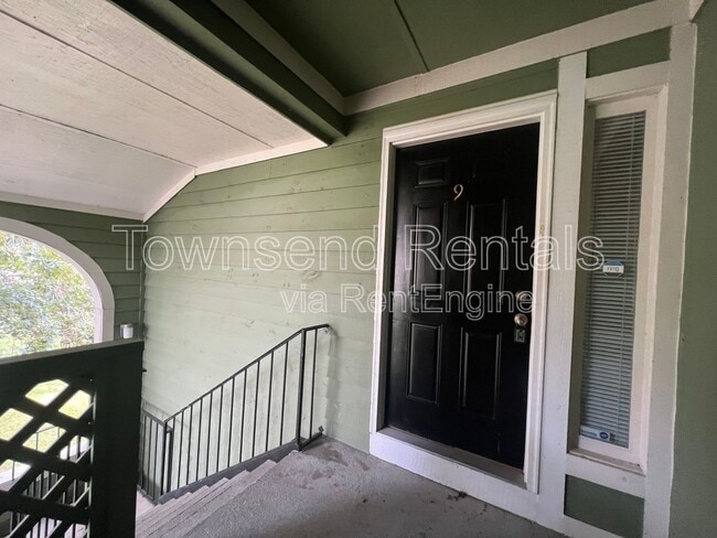 Foto del edificio - 950 Stewarts Creek Dr