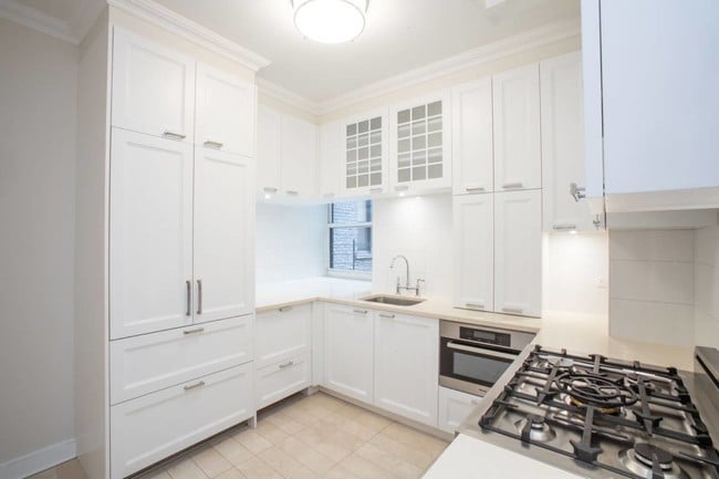 Building Photo - 103 East 86th St